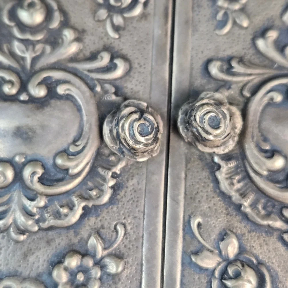 Antique German 800 Silver Double Door Box Art Nouveau Floral Repousse Case